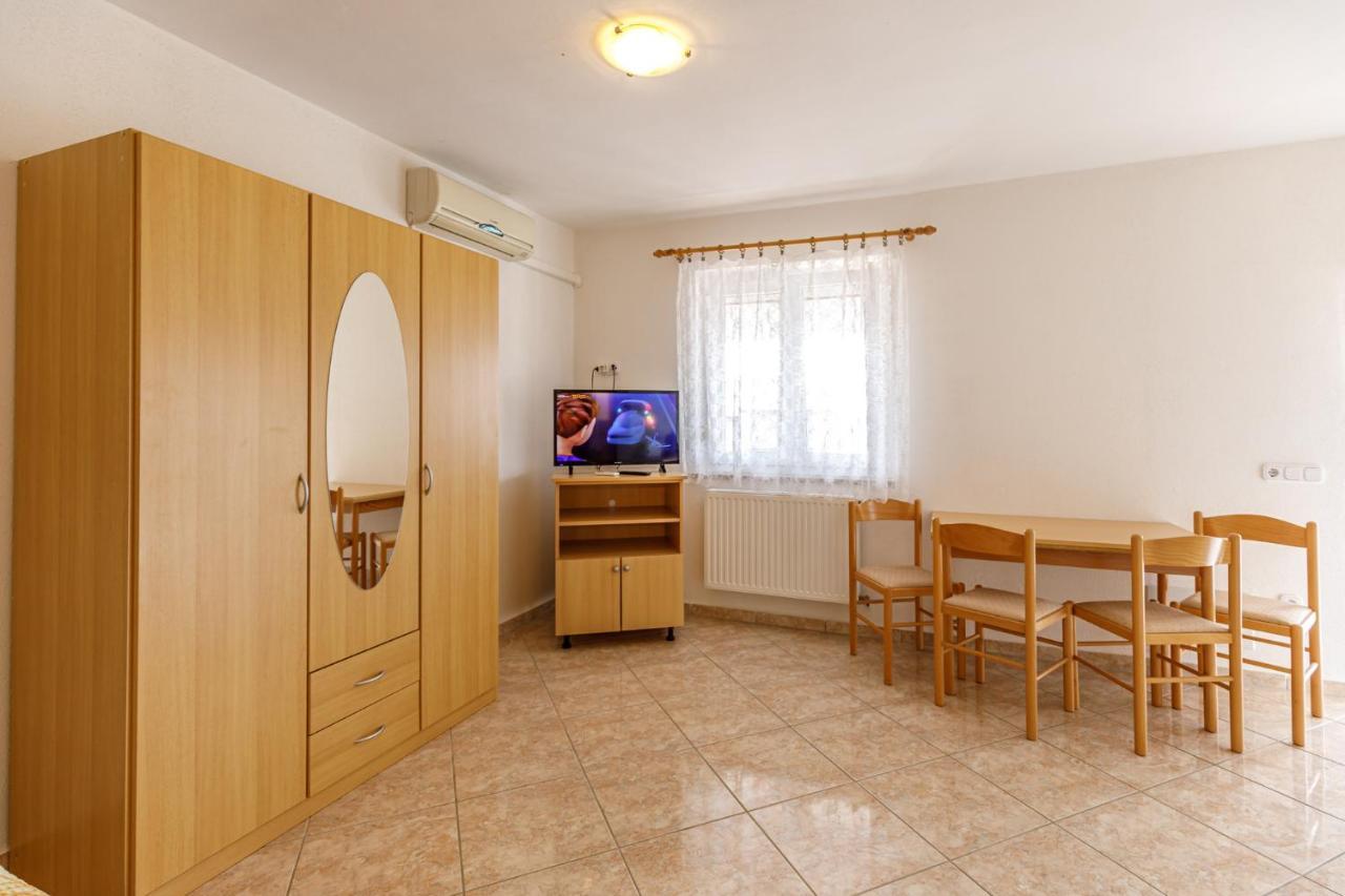 Ferienhaus Sascha In Poreč Zewnętrze zdjęcie